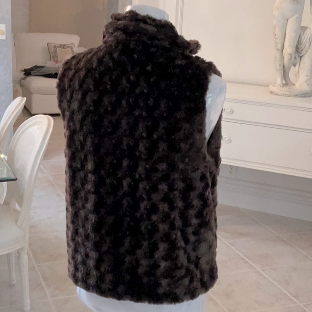 Brown Fur Vest with Pockets, size M - Picture 2 of 5
